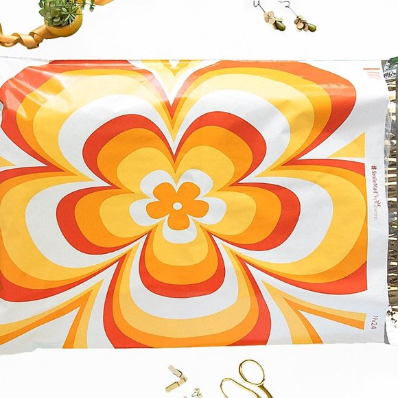 Flower Power Poly Mailers 19x24 Pack of 10 PRICE IS FIRM - Picture 4 of 6